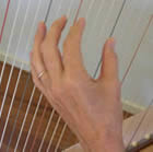 harp leson correct left hand position